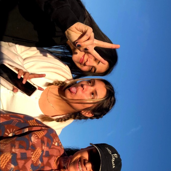 Meet your Posher, Gabriela - Picture 3 of 8